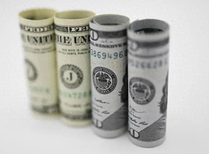 Mutual Funds Distribute Over 126B Yuan in Dividends This Year